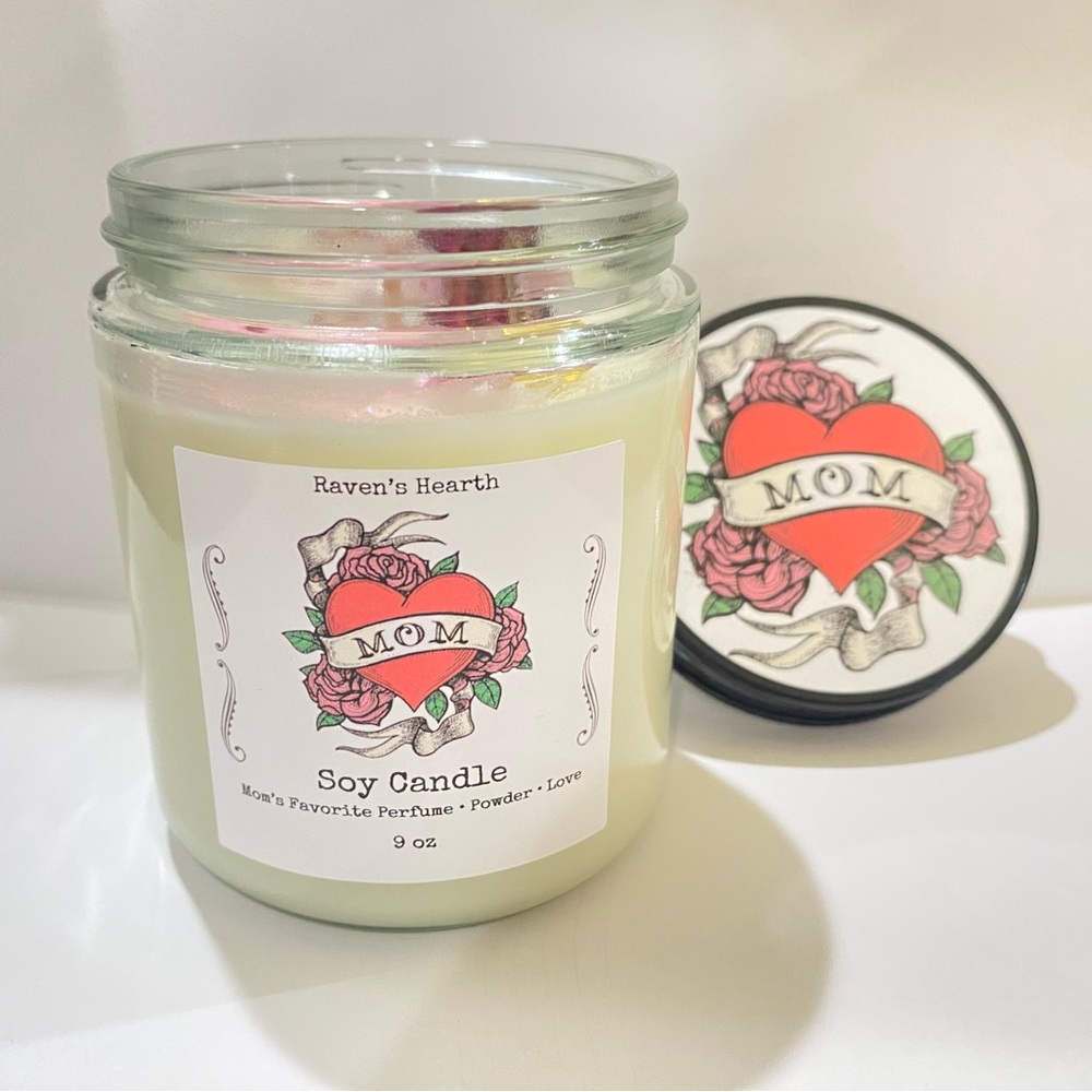 MOM Candle for Mother’s Day | Smells like Mom’s Perfume | Vegan - Picture 6 of 6